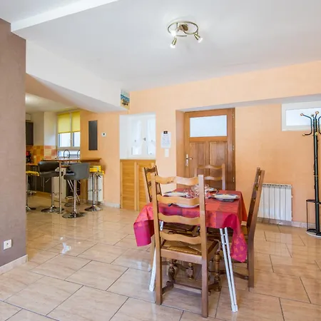 Maison Le Vieux 4pers Balcon Parking Gratuit * Creissels