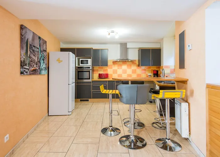 Maison Le Vieux 4pers Balcon Parking Gratuit شقة *